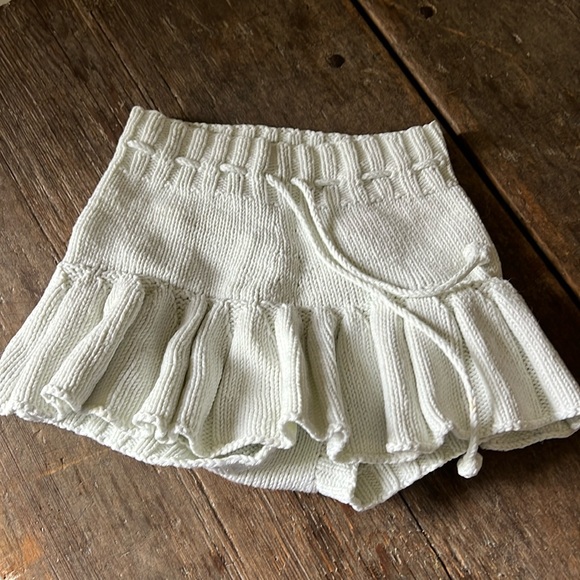 Misha and Puff cotton skating pond skirt faded mint 4-5y 🍀